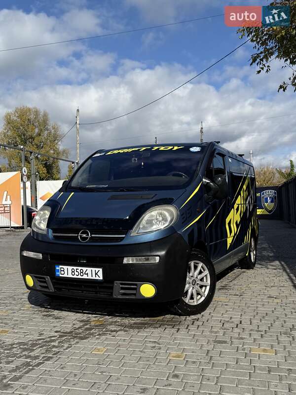 Opel Vivaro 2005