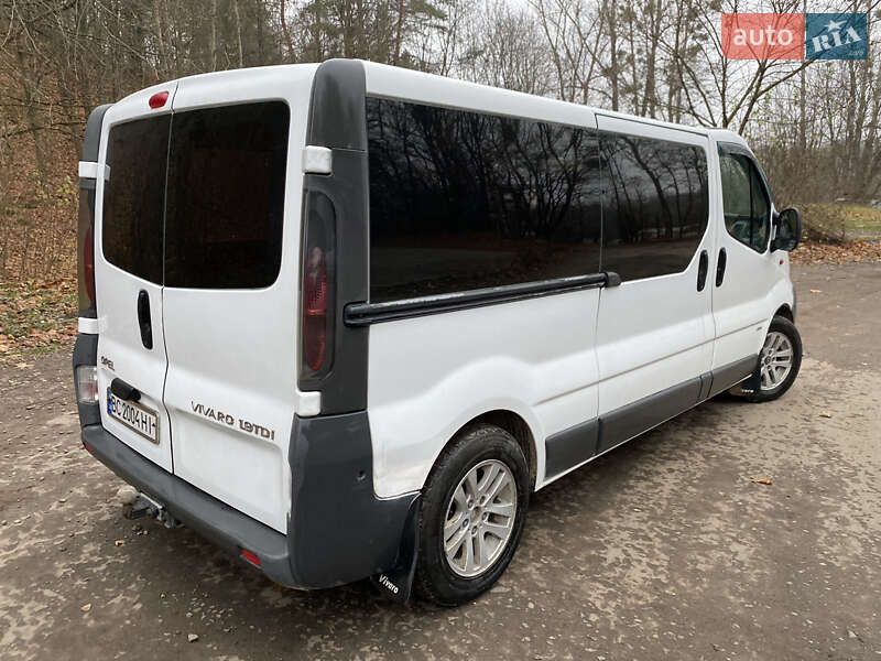 Мінівен Opel Vivaro 2004 в Львові фото 6 Мінівен Opel Vivaro 2004 в Львові