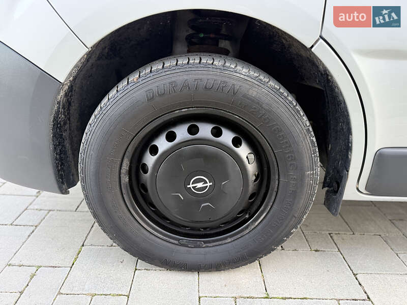 Минивэн Opel Vivaro 2013 в Ровно фото 9 Минивэн Opel Vivaro 2013 в Ровно