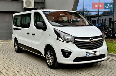 Минивэн Opel Vivaro 2015 в Львове