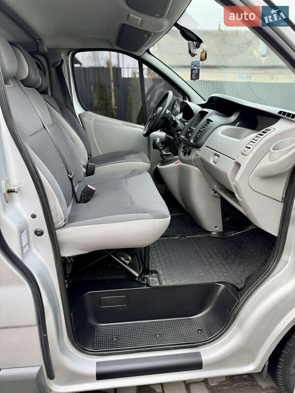 Мінівен Opel Vivaro 2012 в Вінниці фото 19 Мінівен Opel Vivaro 2012 в Вінниці