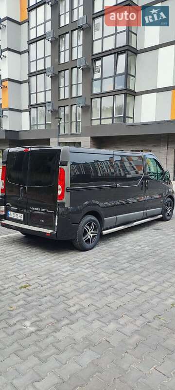 Вантажний фургон Opel Vivaro 2012 в Києві
