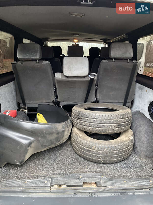 Минивэн Opel Vivaro 2004 в Львове