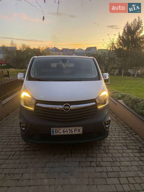 Інші вантажівки Opel Vivaro 2015 в Львові