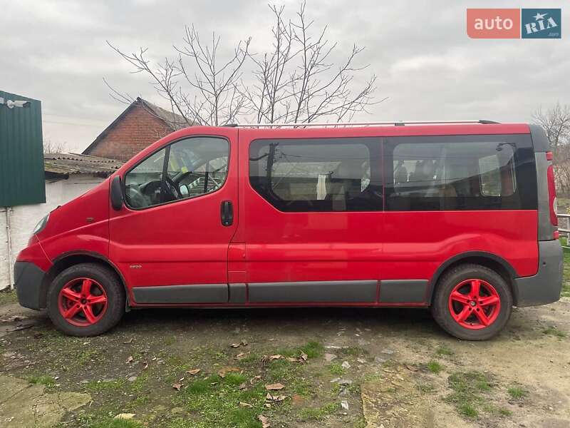 Opel Vivaro 2011