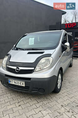 Мінівен Opel Vivaro 2007 в Чернівцях