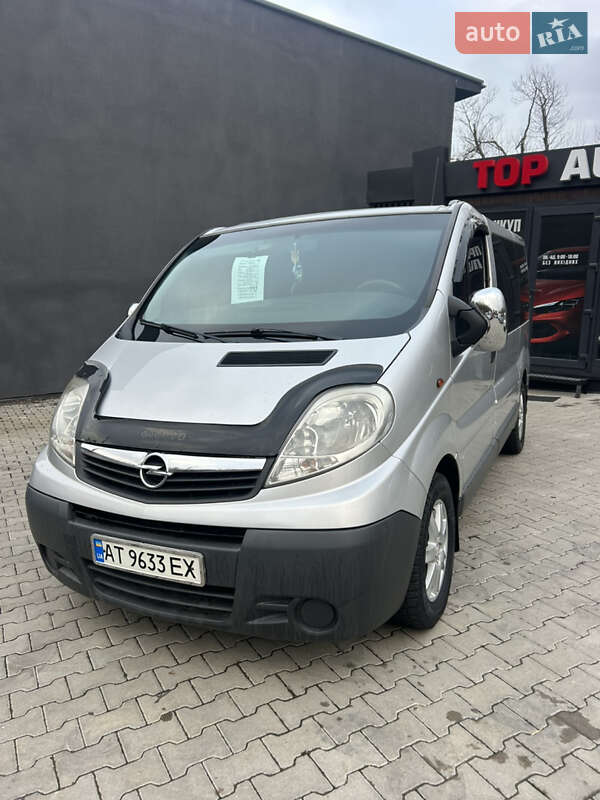 Минивэн Opel Vivaro 2007 в Черновцах