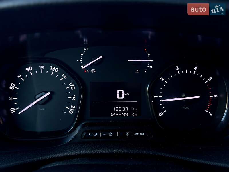 Грузовой фургон Opel Vivaro 2022 в Ровно фото 19 Грузовой фургон Opel Vivaro 2022 в Ровно