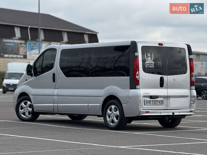 Минивэн Opel Vivaro 2009 в Виннице