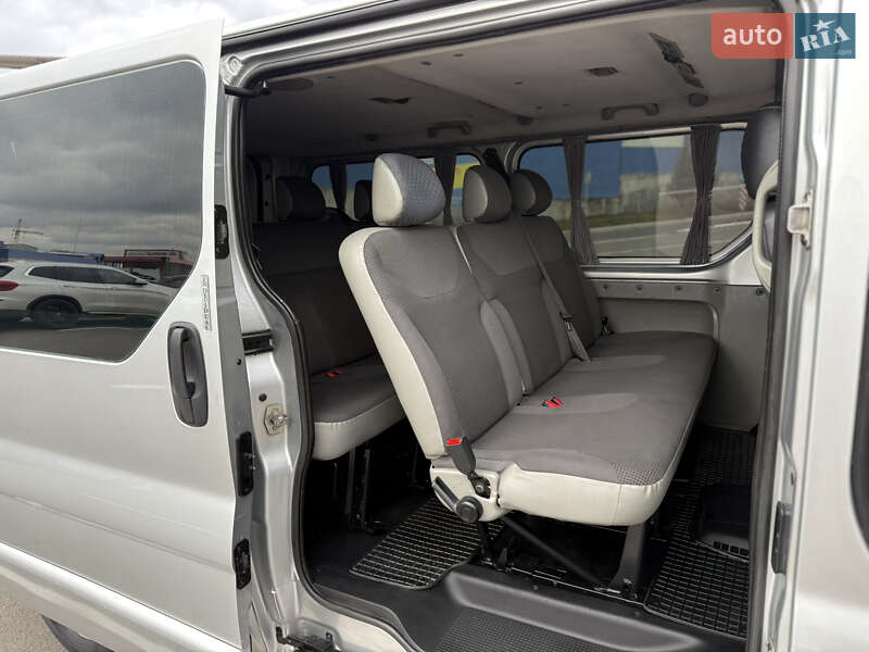 Минивэн Opel Vivaro 2009 в Виннице