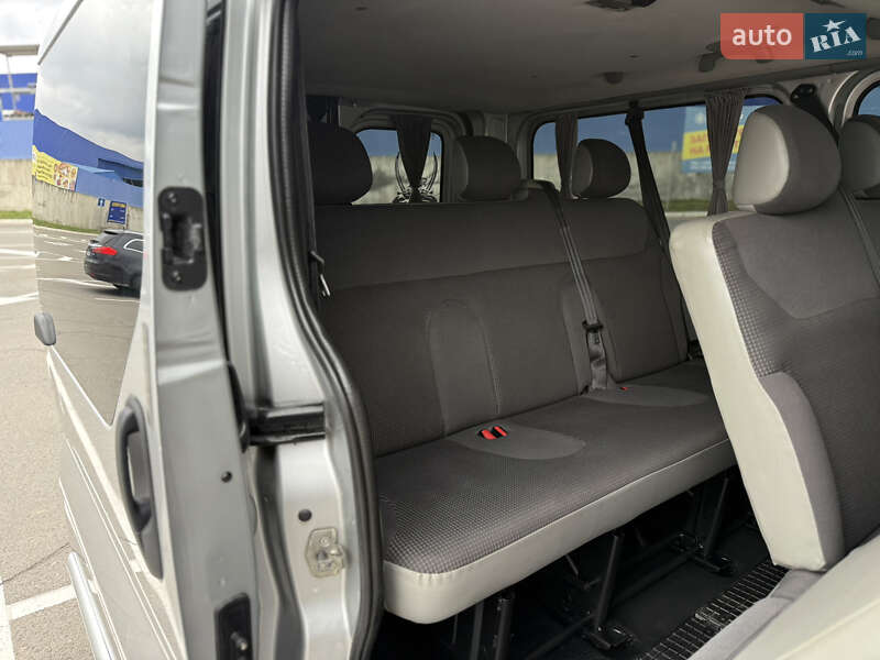 Минивэн Opel Vivaro 2009 в Виннице