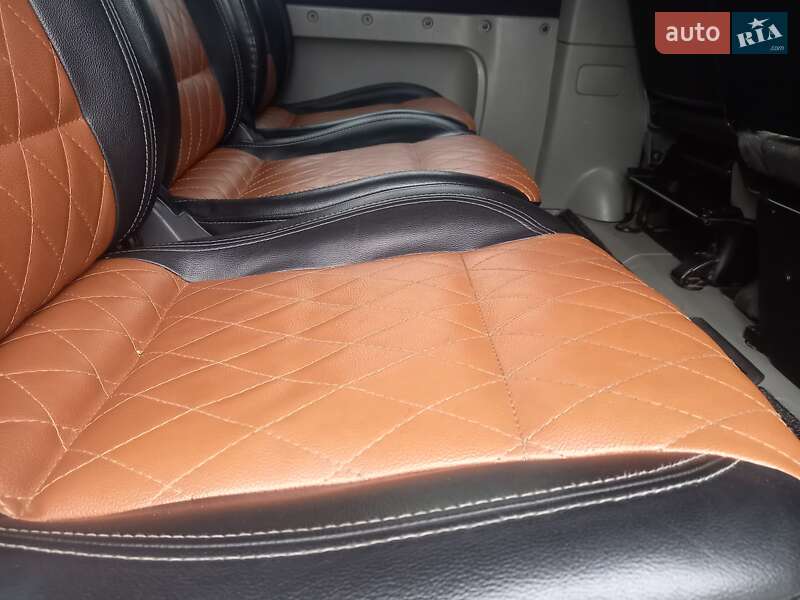 Минивэн Opel Vivaro 2011 в Черкассах