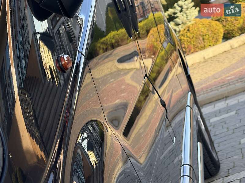 Минивэн Opel Vivaro 2011 в Дрогобыче