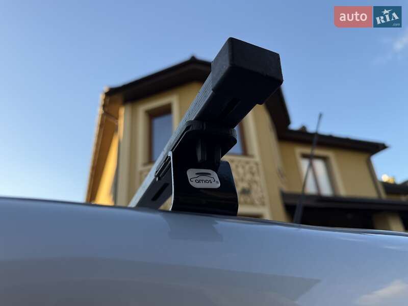 Минивэн Opel Vivaro 2012 в Львове