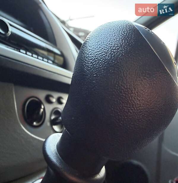 Минивэн Opel Vivaro 2012 в Львове