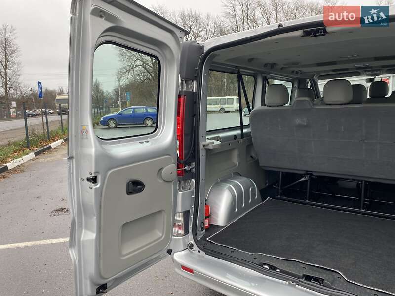 Минивэн Opel Vivaro 2013 в Виннице