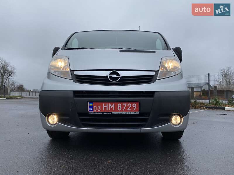 Минивэн Opel Vivaro 2013 в Виннице