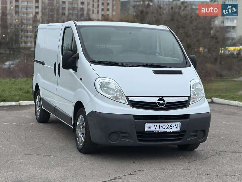 Грузовой фургон Opel Vivaro 2013 в Ровно