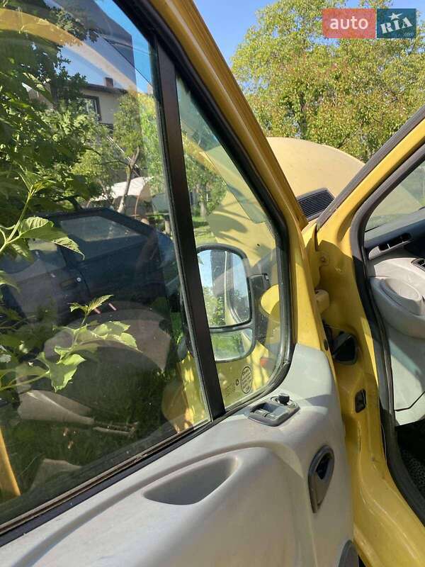 Минивэн Opel Vivaro 2007 в Киеве