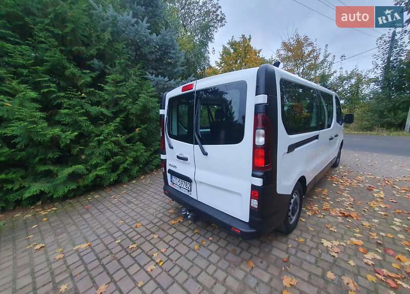 Минивэн Opel Vivaro 2016 в Киеве