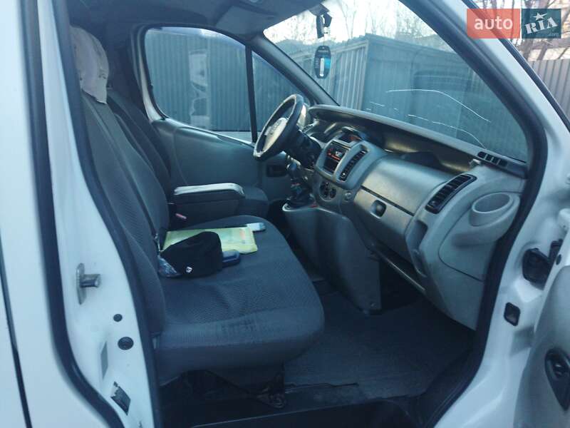 Минивэн Opel Vivaro 2006 в Киеве