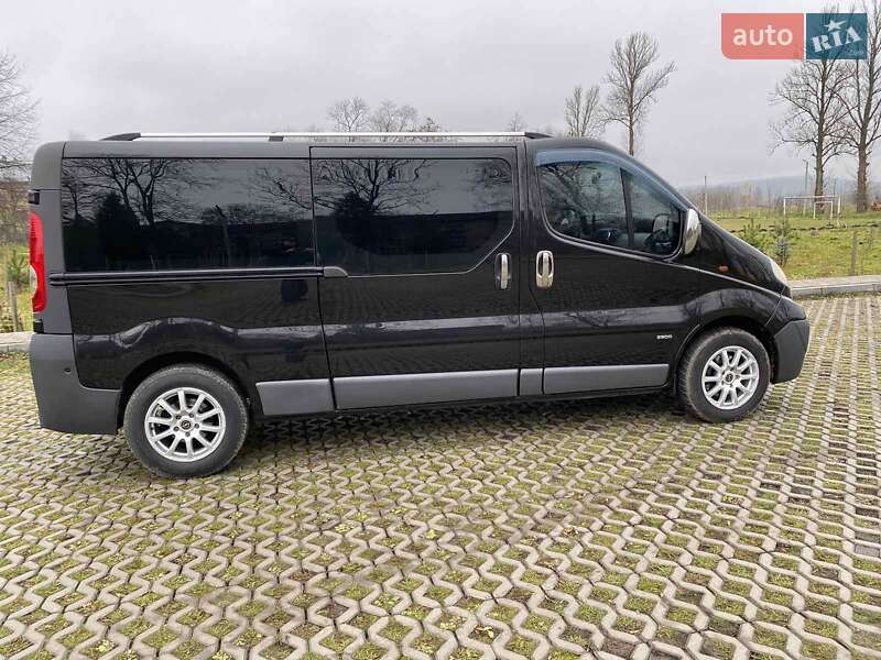 Минивэн Opel Vivaro 2008 в Коломые