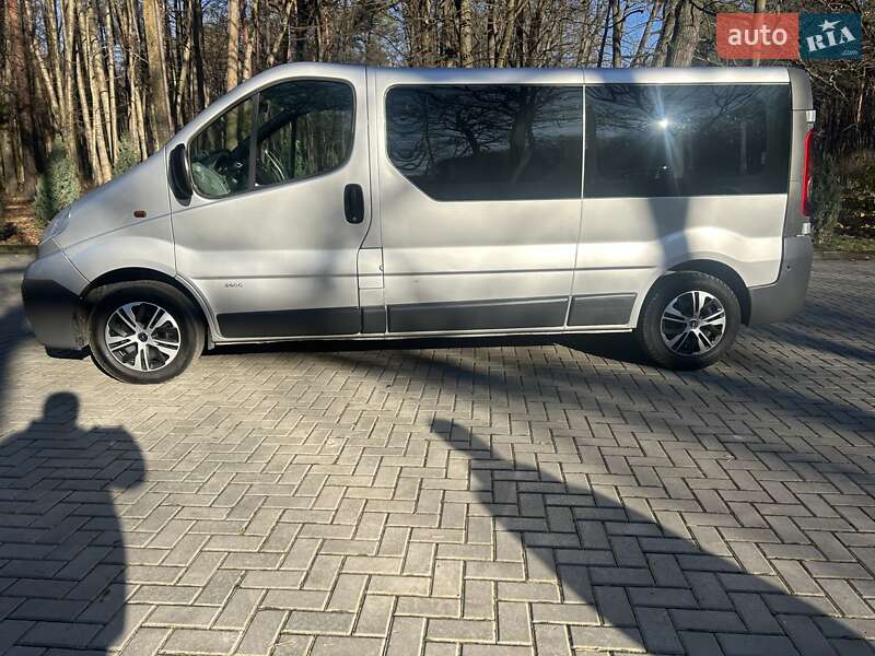 Минивэн Opel Vivaro 2014 в Луцке