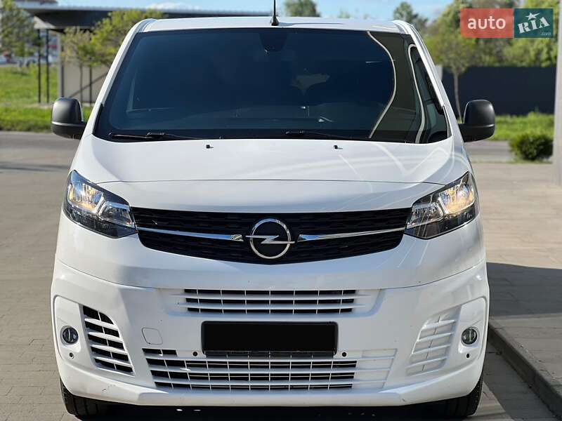 Мінівен Opel Vivaro 2019 в Ужгороді