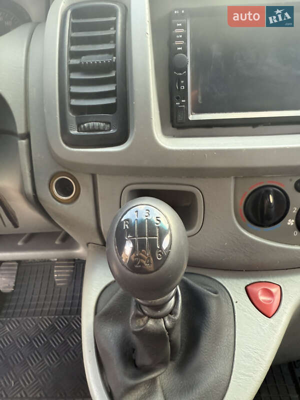 Минивэн Opel Vivaro 2005 в Измаиле фото 16 Минивэн Opel Vivaro 2005 в Измаиле
