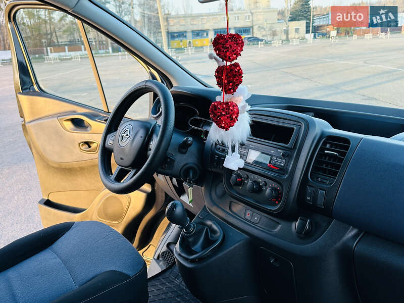 Минивэн Opel Vivaro 2018 в Харькове