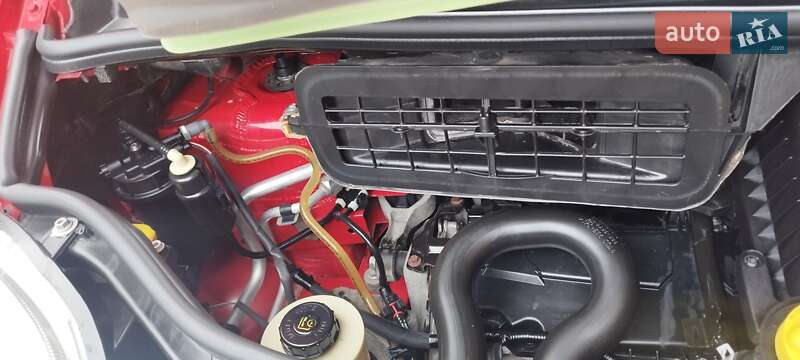 Грузовой фургон Opel Vivaro 2013 в Радомышле фото 13 Грузовой фургон Opel Vivaro 2013 в Радомышле