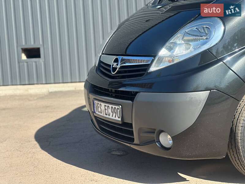 Мінівен Opel Vivaro 2008 в Дубні