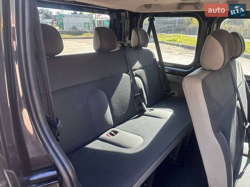 Мінівен Opel Vivaro 2008 в Дубні