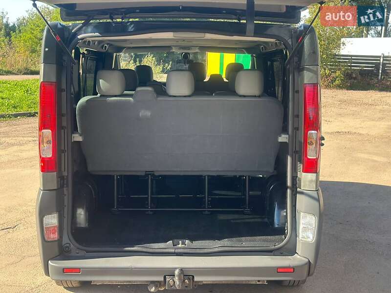 Мінівен Opel Vivaro 2008 в Дубні