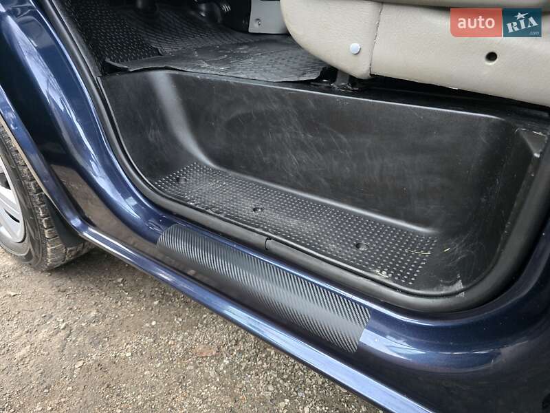 Мінівен Opel Vivaro 2006 в Запоріжжі