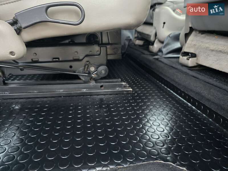 Мінівен Opel Vivaro 2006 в Запоріжжі