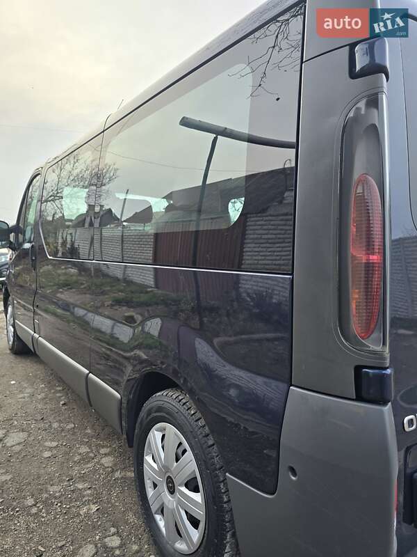Мінівен Opel Vivaro 2006 в Запоріжжі