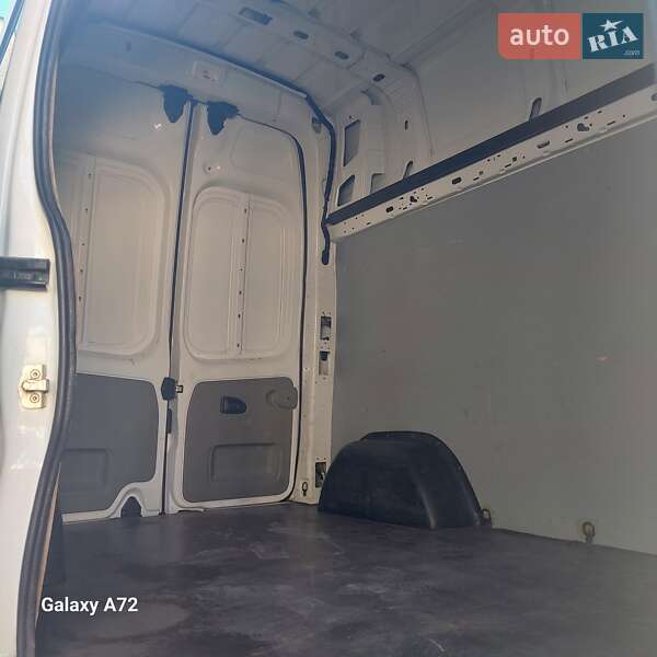 Вантажний фургон Opel Vivaro 2012 в Захарівці