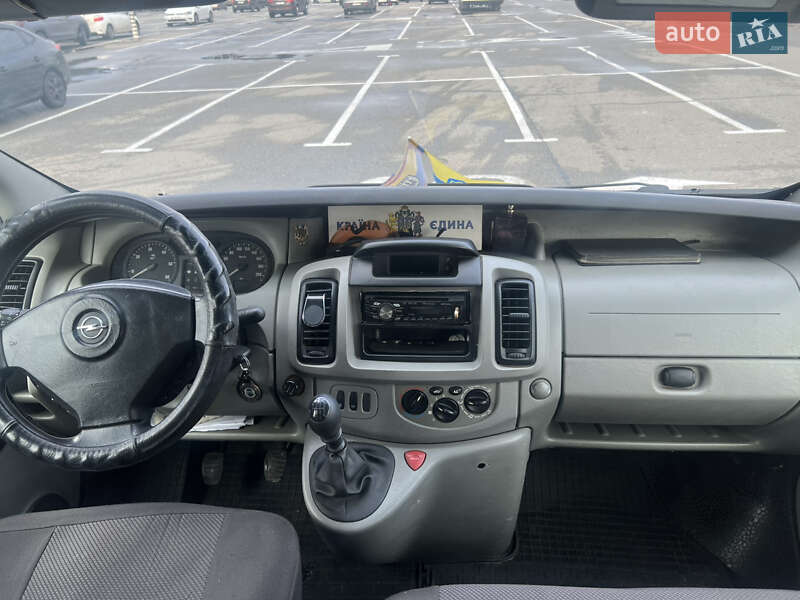 Минивэн Opel Vivaro 2004 в Киеве фото 12 Минивэн Opel Vivaro 2004 в Киеве