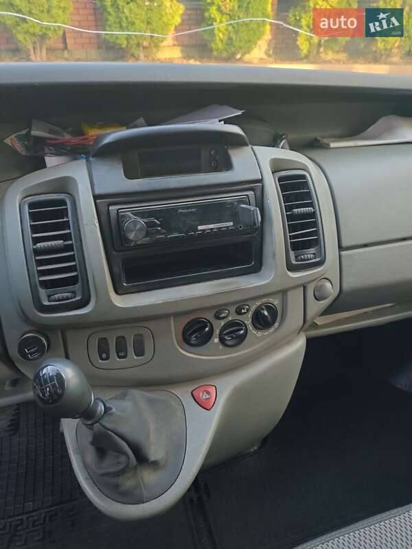 Грузовой фургон Opel Vivaro 2004 в Харькове фото 9 Грузовой фургон Opel Vivaro 2004 в Харькове