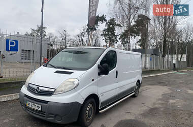 Грузопассажирский фургон Opel Vivaro 2012 в Киеве