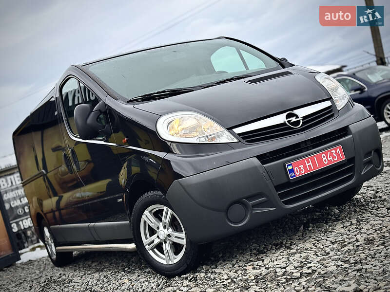 Минивэн Opel Vivaro 2012 в Стрые