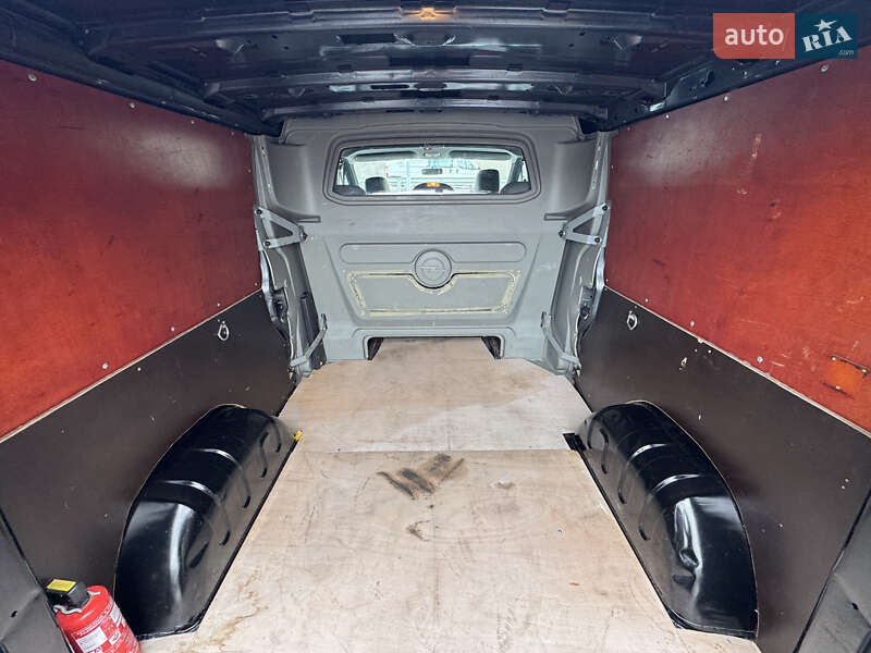 Минивэн Opel Vivaro 2012 в Стрые