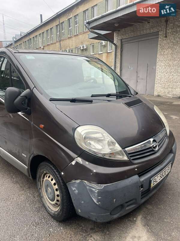 Мікроавтобус вантажний (до 3,5т) Opel Vivaro 2012 в Львові