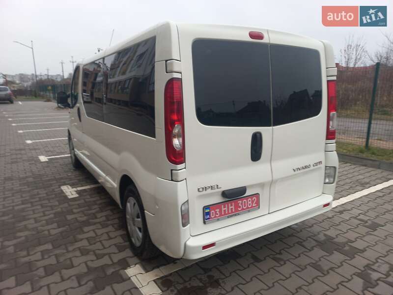 Минивэн Opel Vivaro 2010 в Ковеле