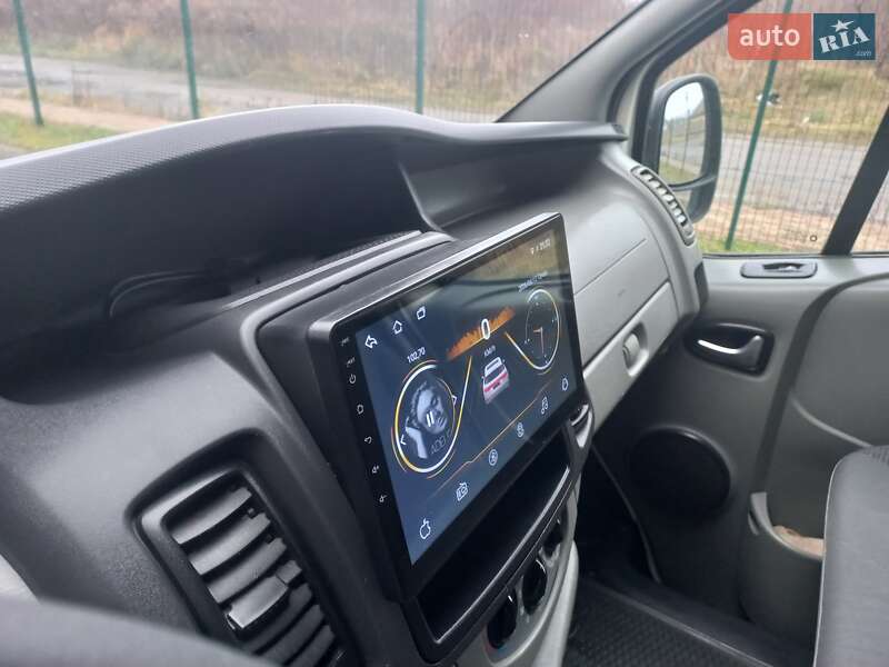 Минивэн Opel Vivaro 2010 в Ковеле