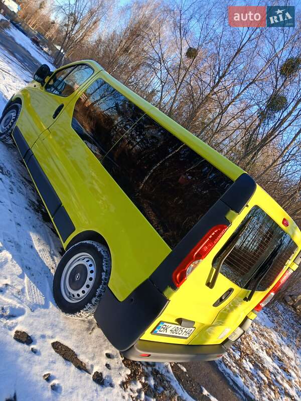 Мінівен Opel Vivaro 2009 в Звягелі