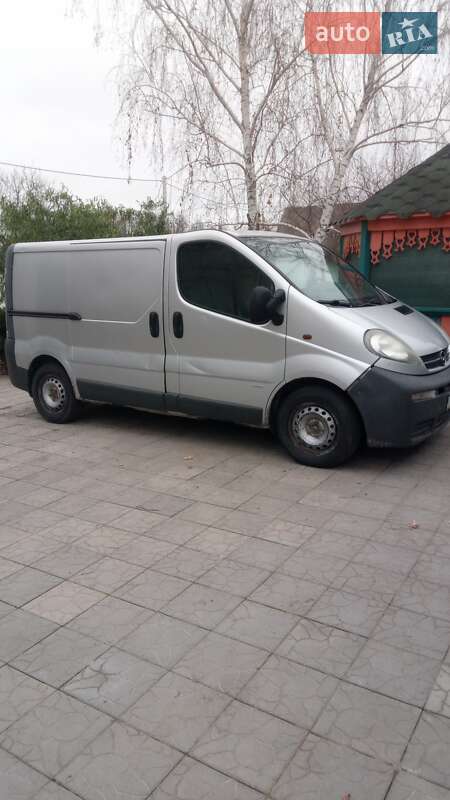 Вантажний фургон Opel Vivaro 2002 в Баришівка