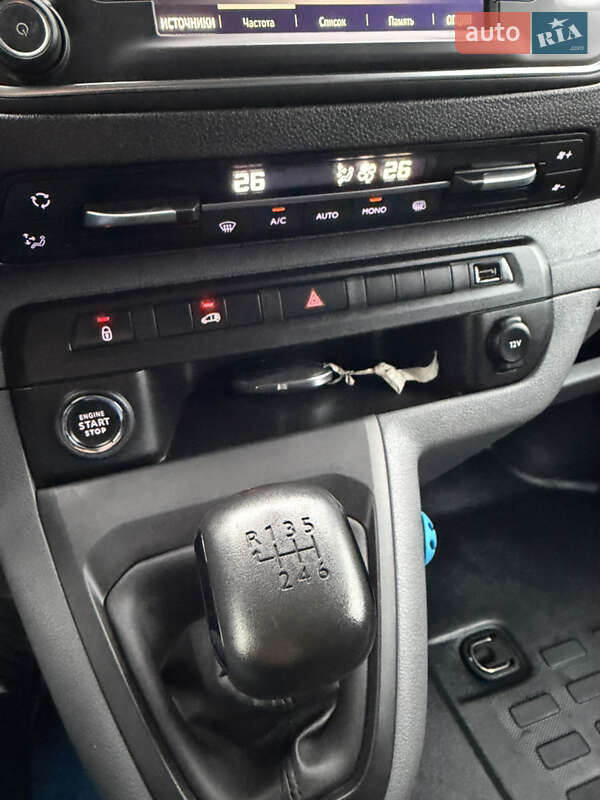 Вантажний фургон Opel Vivaro 2022 в Вінниці