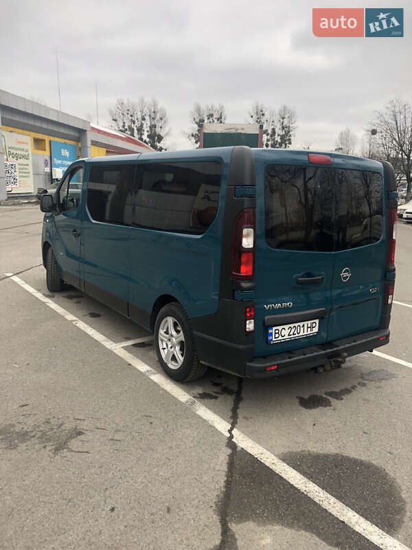 Минивэн Opel Vivaro 2014 в Львове